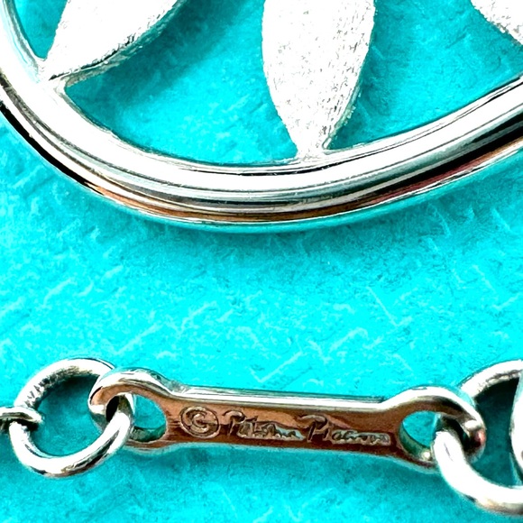 Authentic Tiffany & co. Paloma Picasso Villa Palm Leaf Pendant Necklace. - Picture 4 of 13